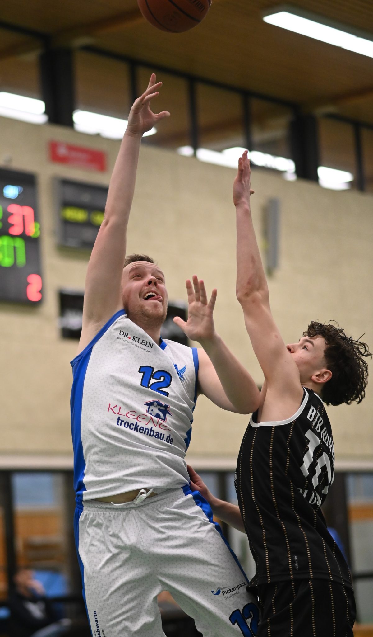 78:68 – Kleene Trockenbau Baskets Logabirum holen Arbeitssieg im Heimkrimi gegen die BTB Royals Oldenburg