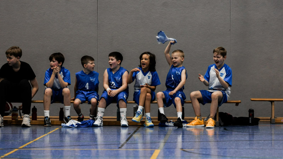 U12/2 von Fortuna Logabirum gewinnt auch ihr erstes Heimspiel der Saison